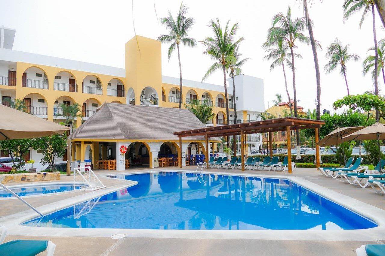 Costa Alegre Hotel & Suites Rincon de Guayabitos Exterior photo