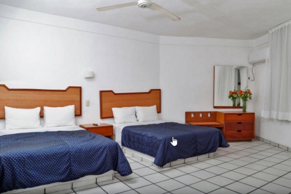 Costa Alegre Hotel & Suites Rincon de Guayabitos Exterior photo