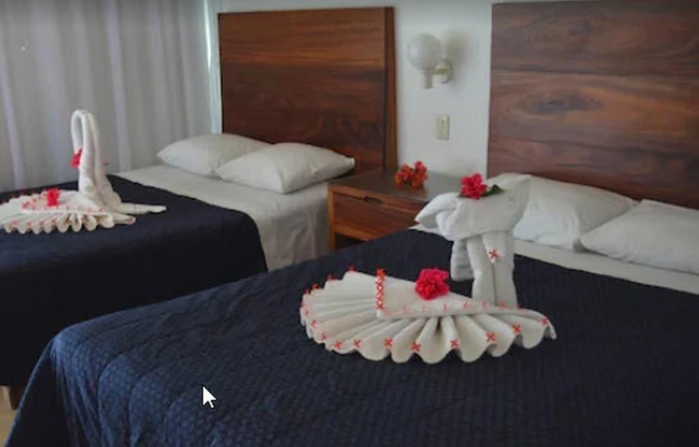 Costa Alegre Hotel & Suites Rincon de Guayabitos Exterior photo