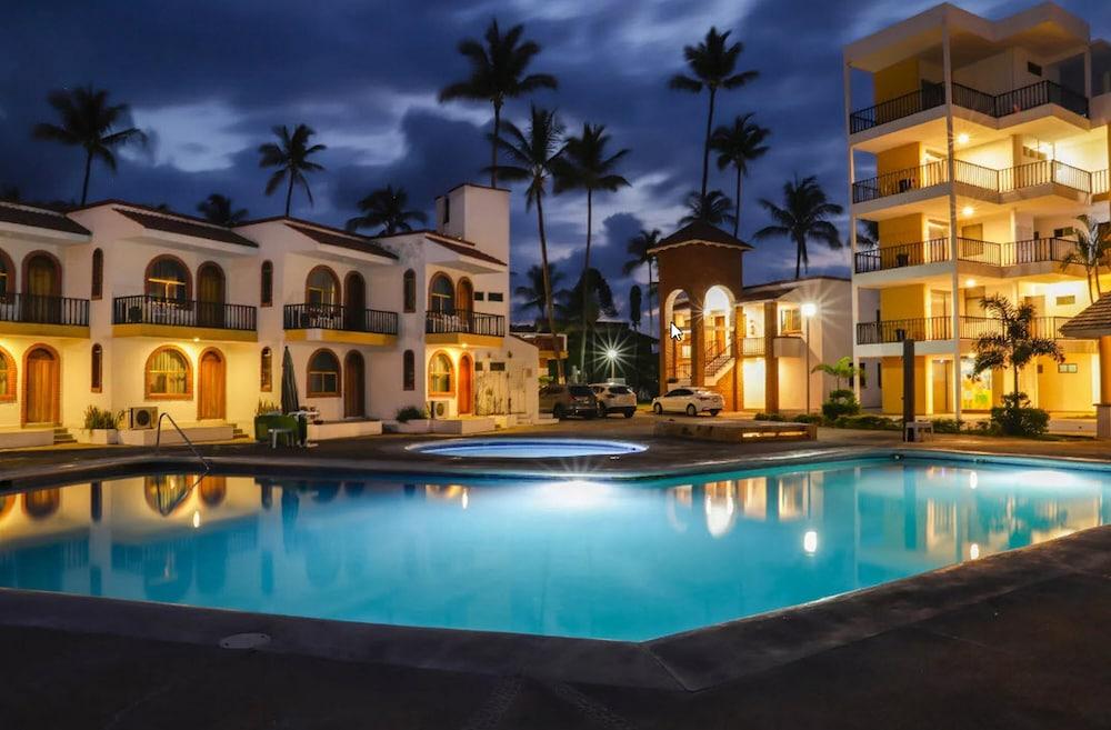 Costa Alegre Hotel & Suites Rincon de Guayabitos Exterior photo