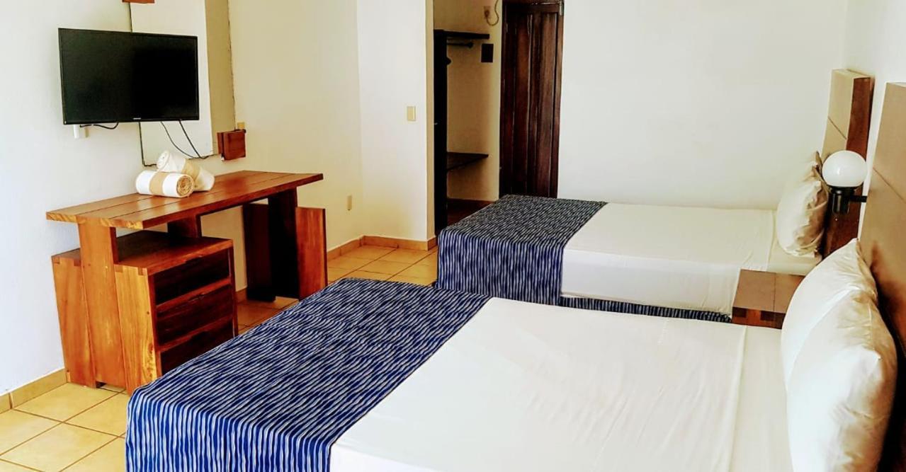 Costa Alegre Hotel & Suites Rincon de Guayabitos Exterior photo