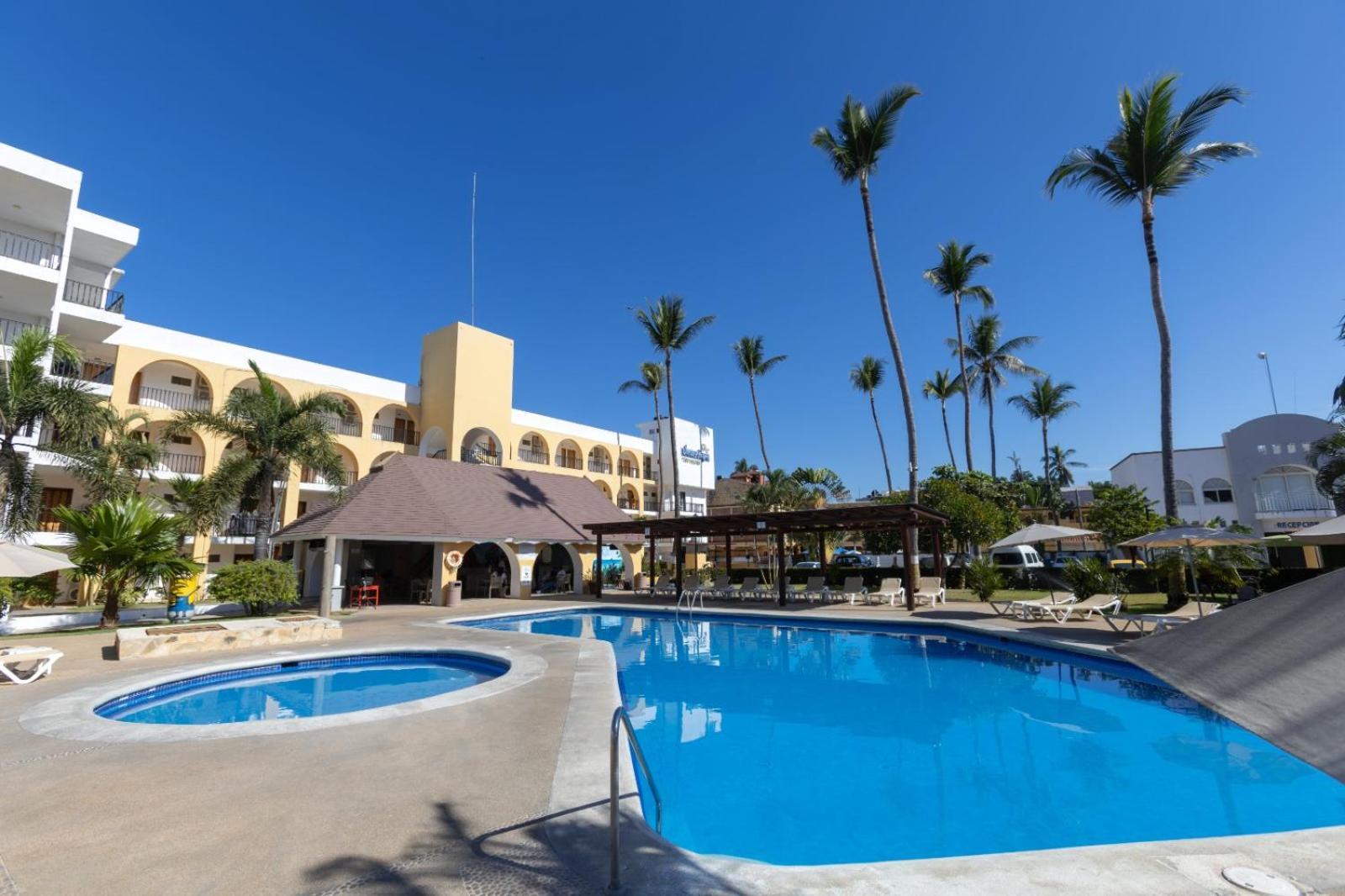 Costa Alegre Hotel & Suites Rincon de Guayabitos Exterior photo